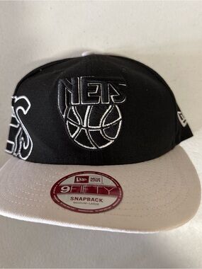 Brooklyn Nets New Era 9FIFTY Snapback NBA Hat Black White